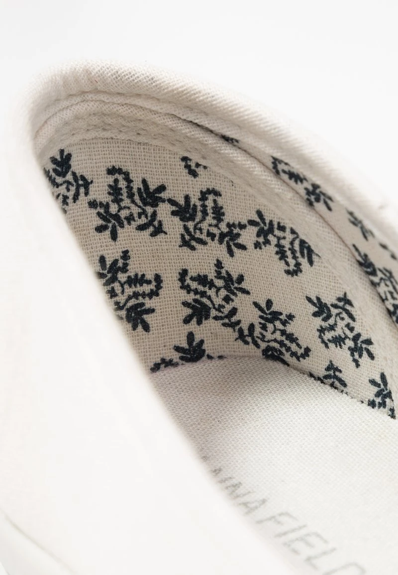 Anna Field Slipper - White – Bild 3