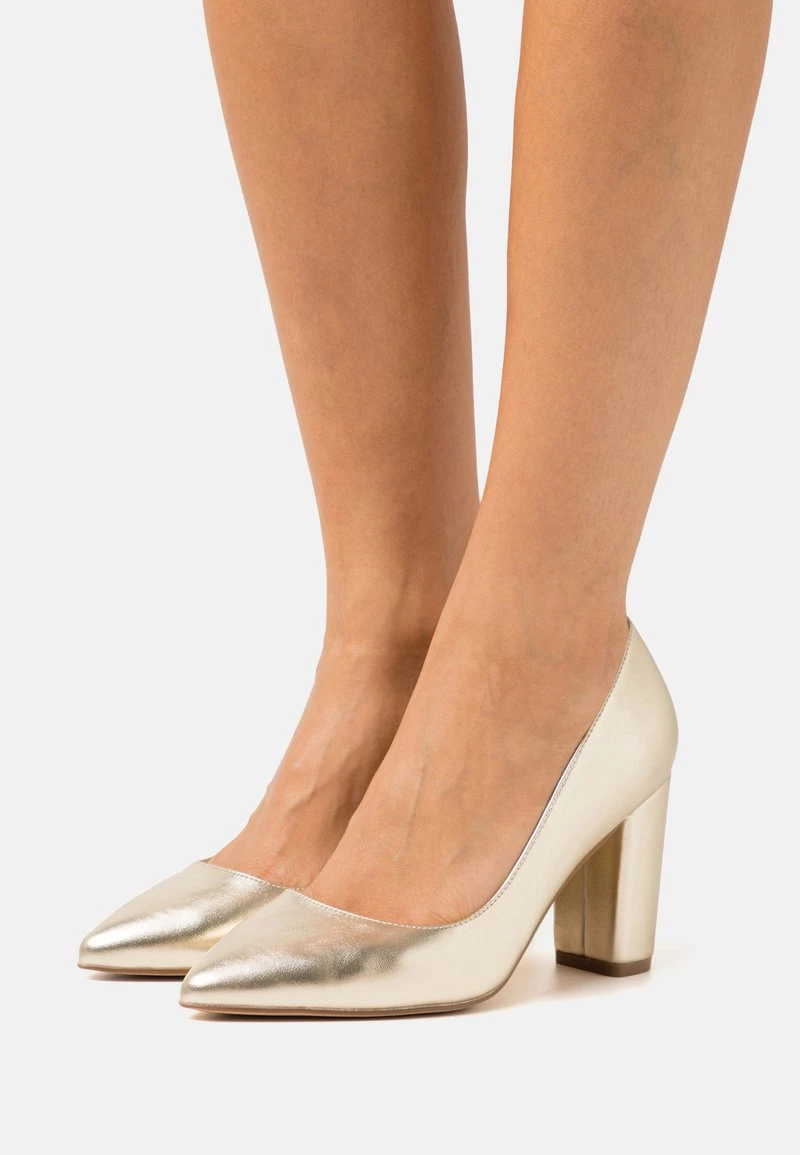 Anna Field Pumps - Gold