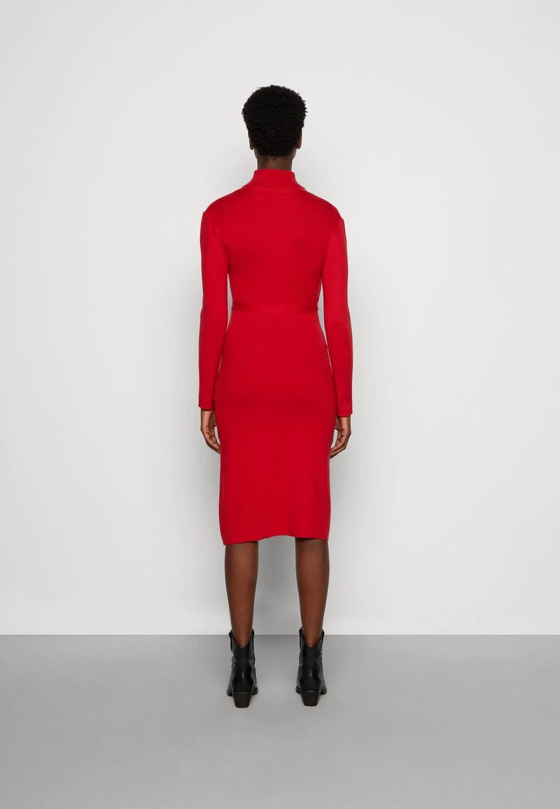 Anna Field ROLLKRAGEN RIPP MINI STRICKKLEID MIT GÜRTEL - Strickkleid - Red – Bild 3