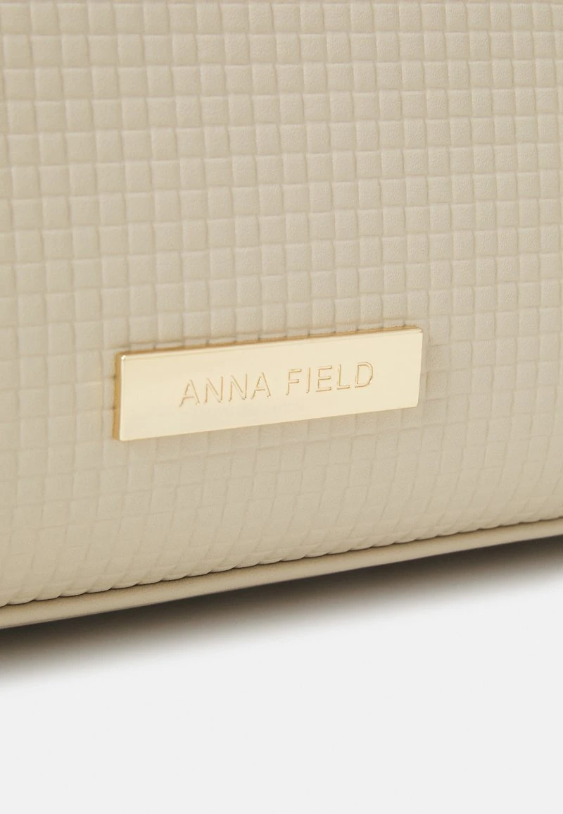Anna Field Notebooktasche - Beige – Bild 4