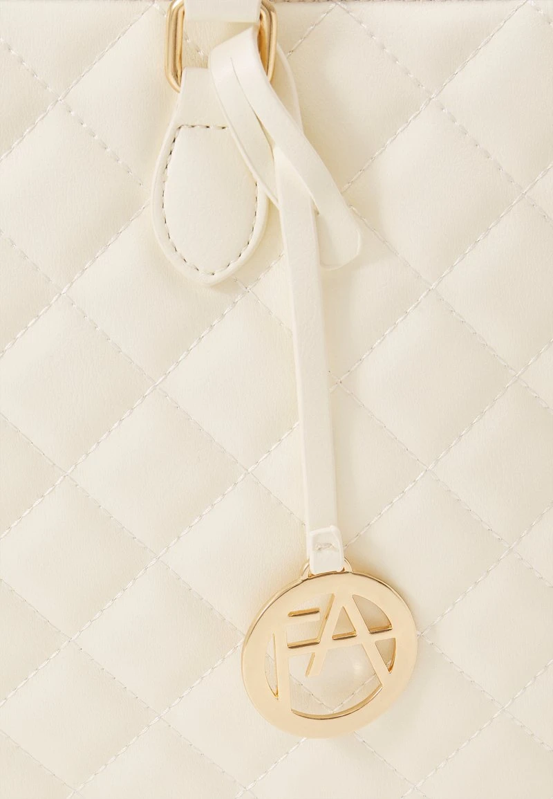 Anna Field Notebooktasche - Off-white – Bild 5